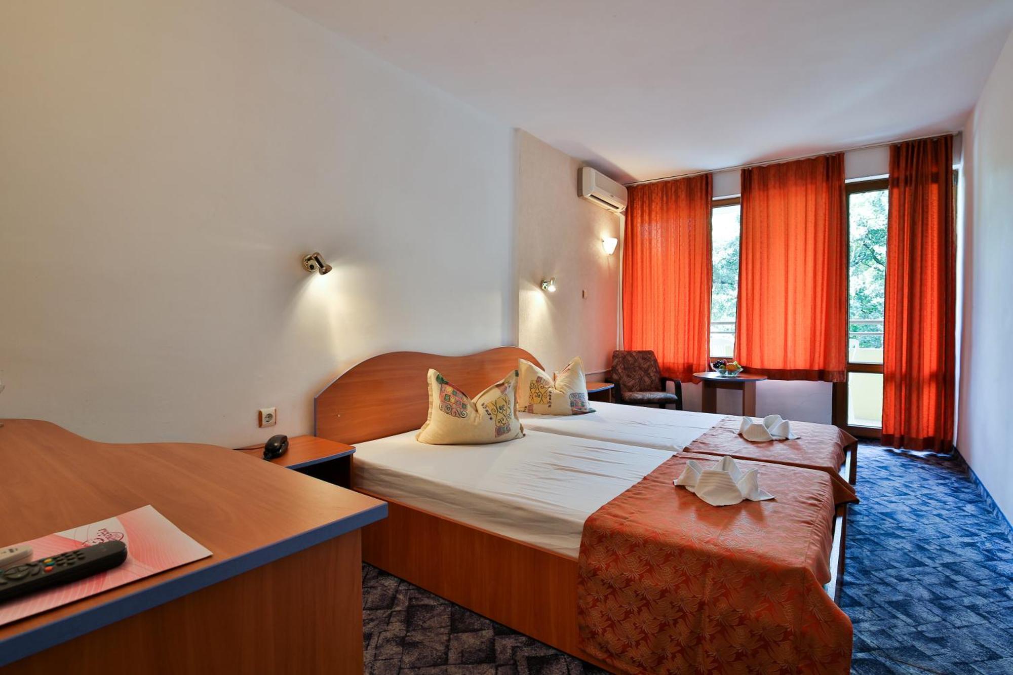 Kamchia Park Hotel Golden Sands Exterior photo