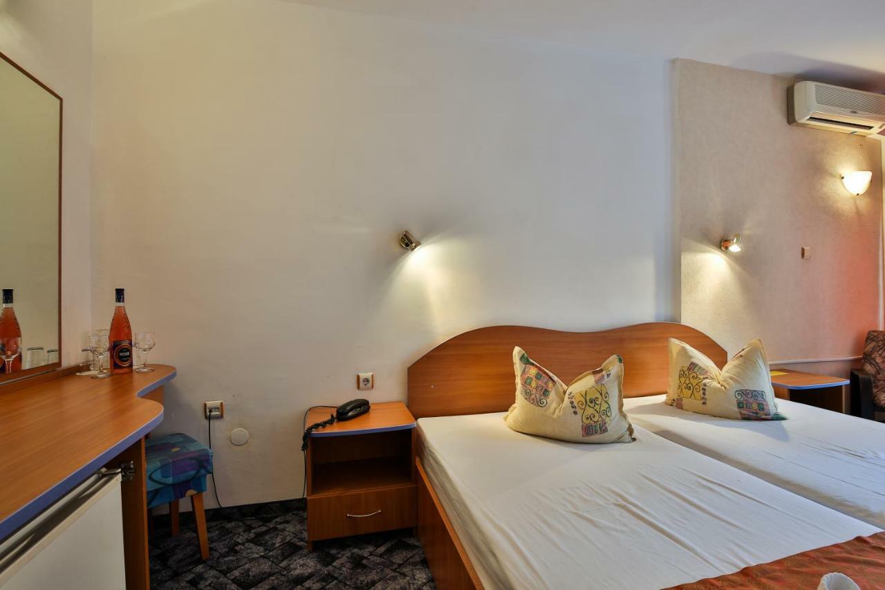 Kamchia Park Hotel Golden Sands Exterior photo